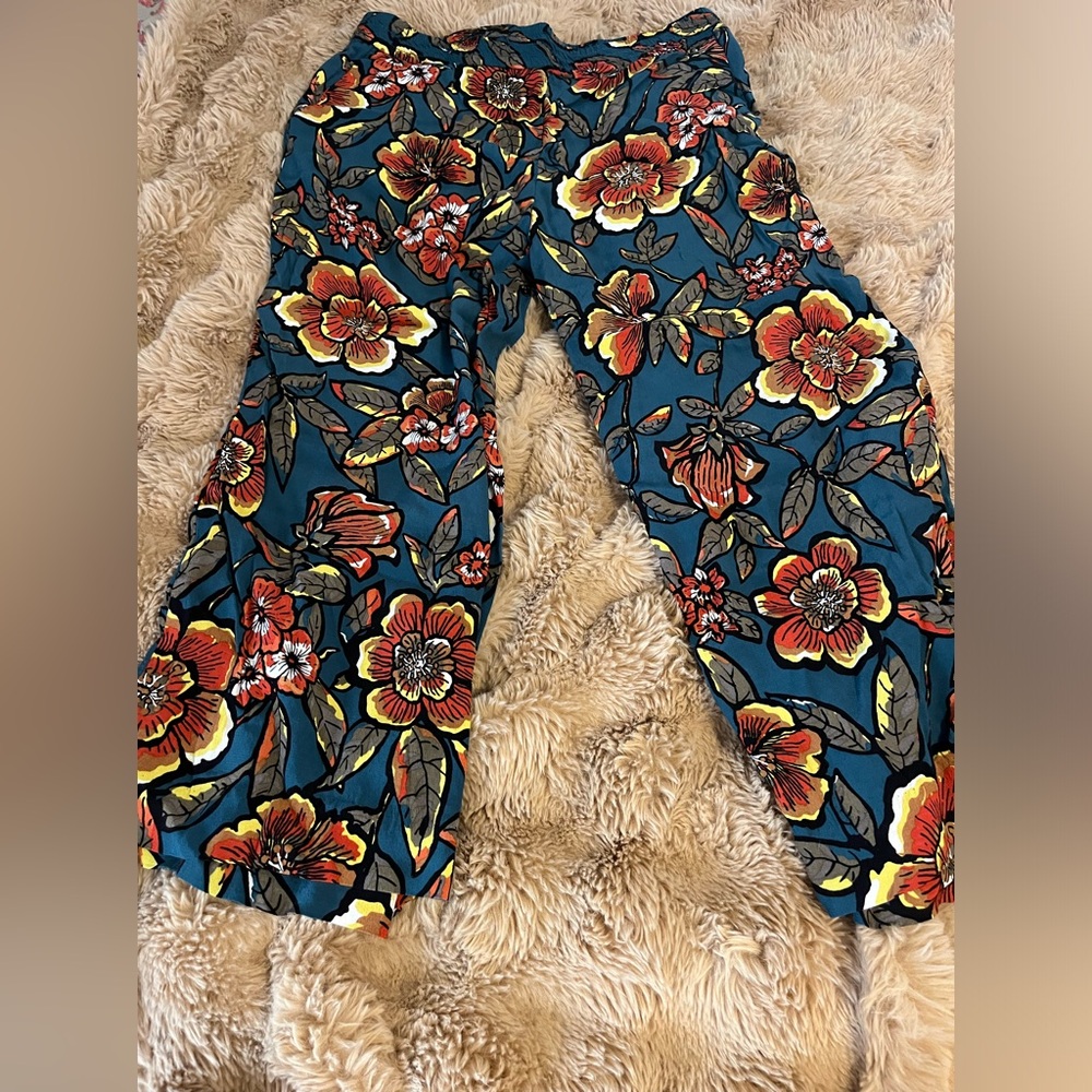 Cute floral pants 8p